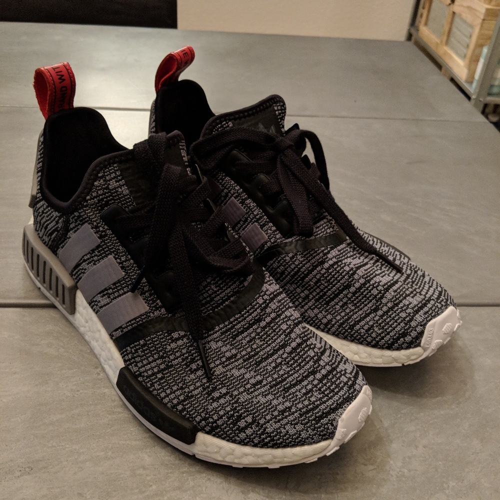 adidas NMD R1 Glitch Core Black Camo size 9.5 Mens